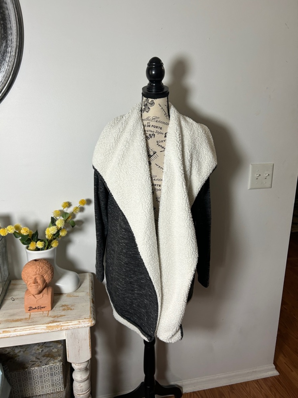 Gap Comfy Fuzzy Open Front Cardigan women’s size S